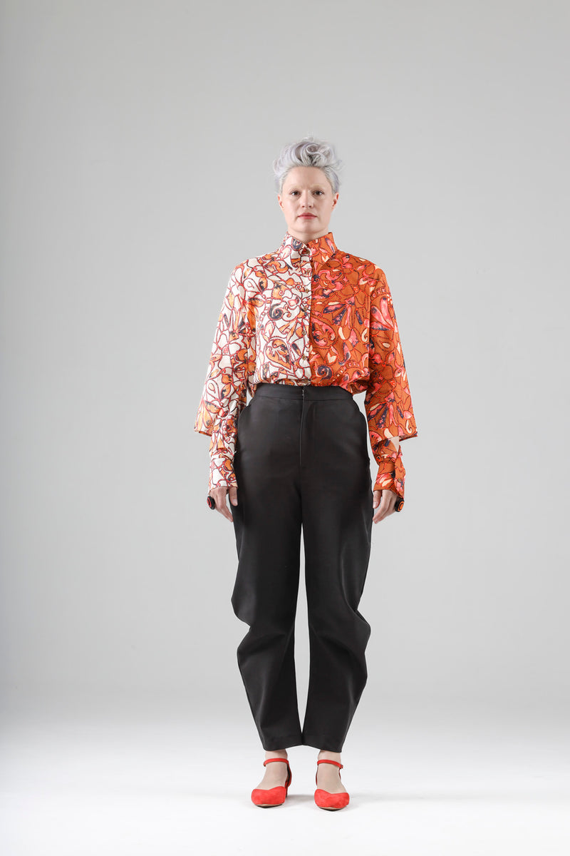 - Geo shirt in two tone