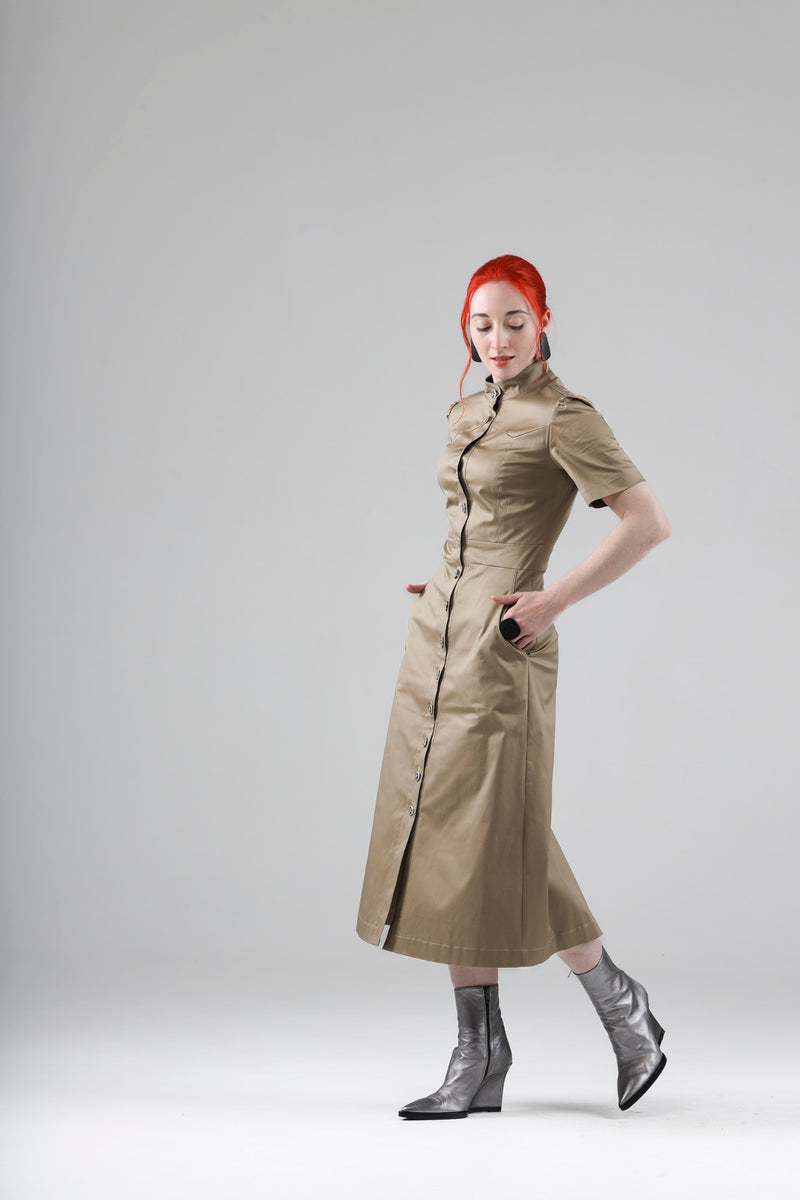- Artur dress in khaki with short sleeves