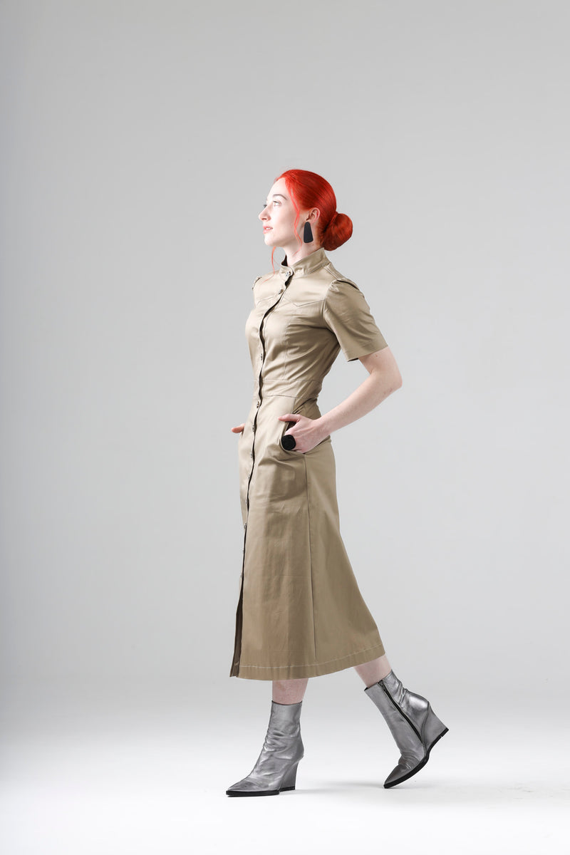 - Artur dress in khaki with short sleeves