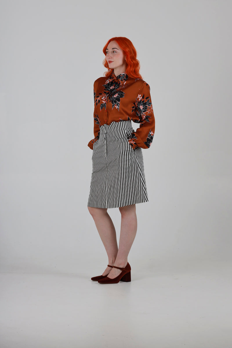 1- Jo skirt in black and white