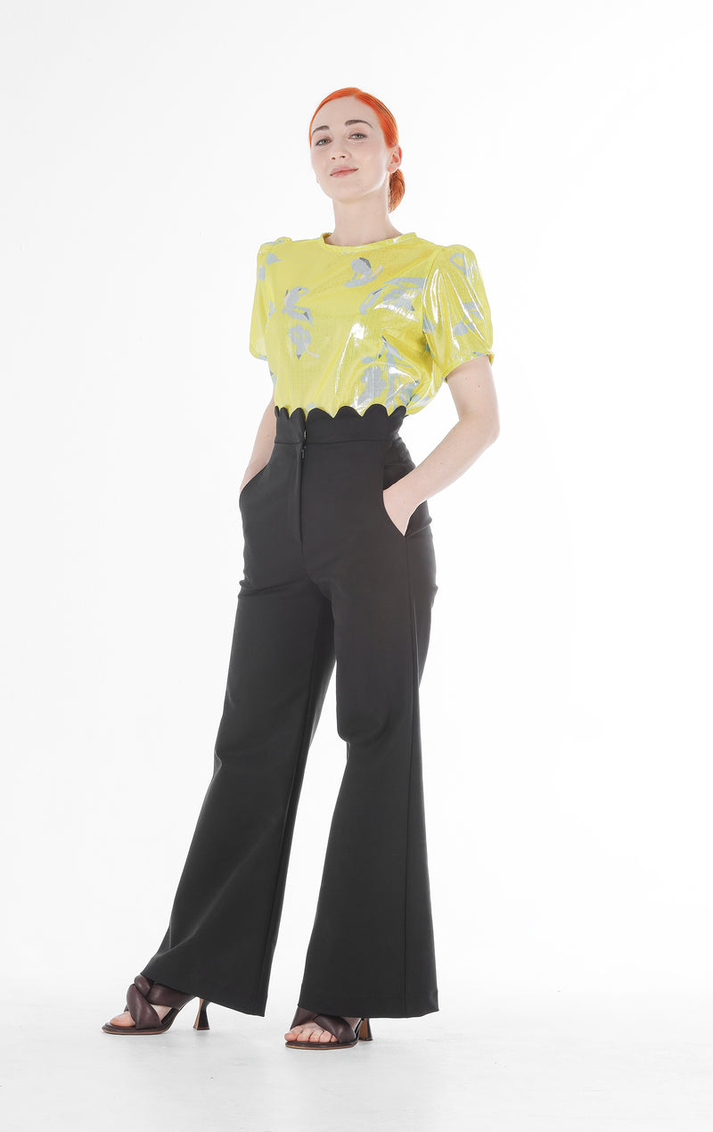 1- Black high waisted pants