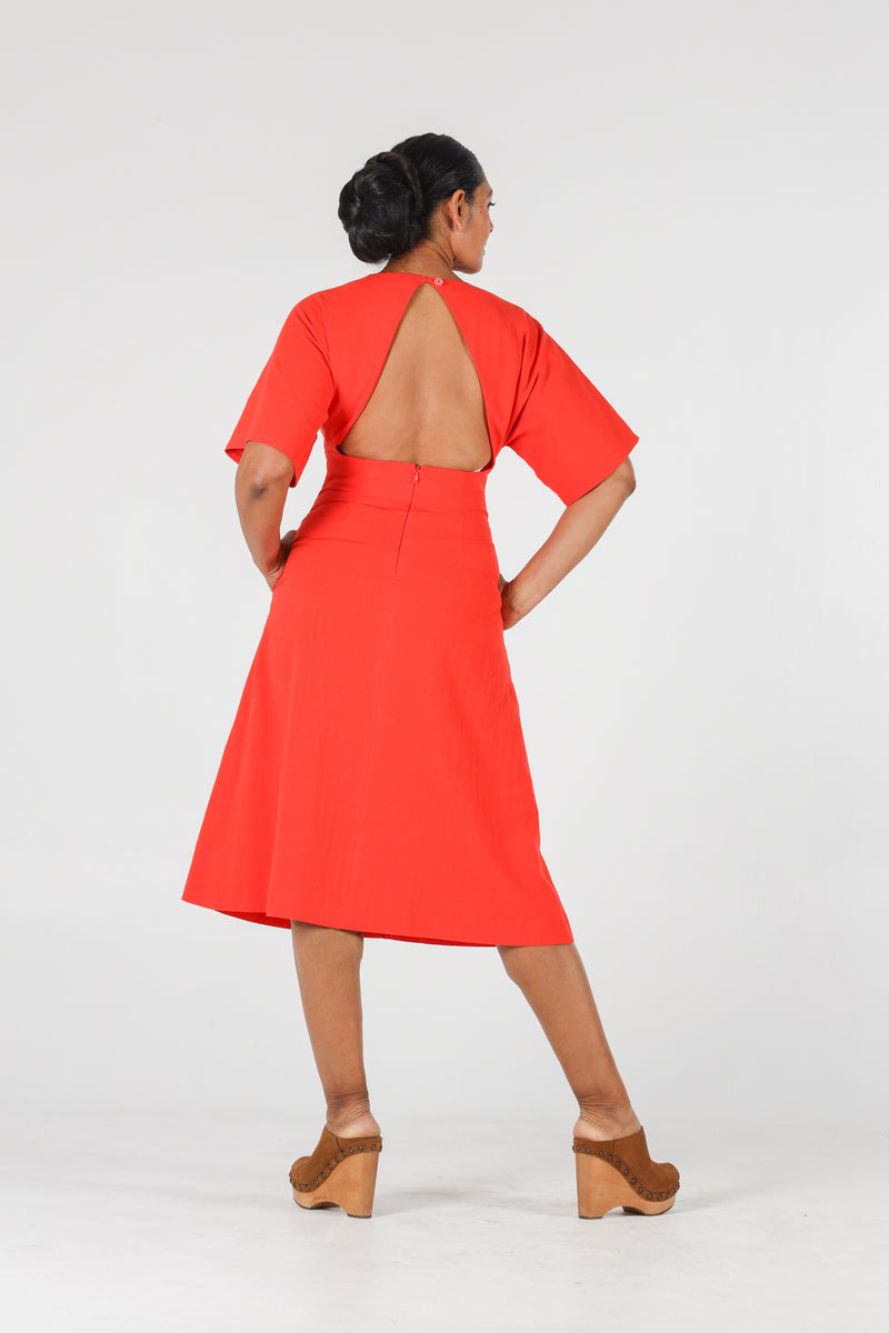 1- Violeta dress with open back in red