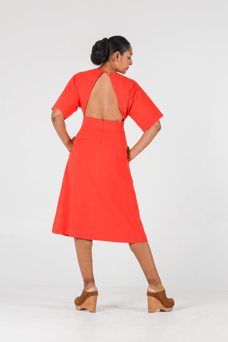 1- Violeta dress with open back in red