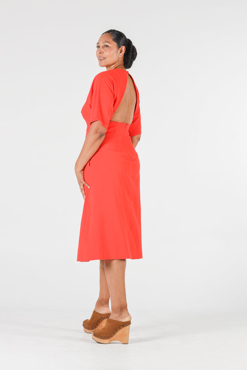 1- Violeta dress with open back in red