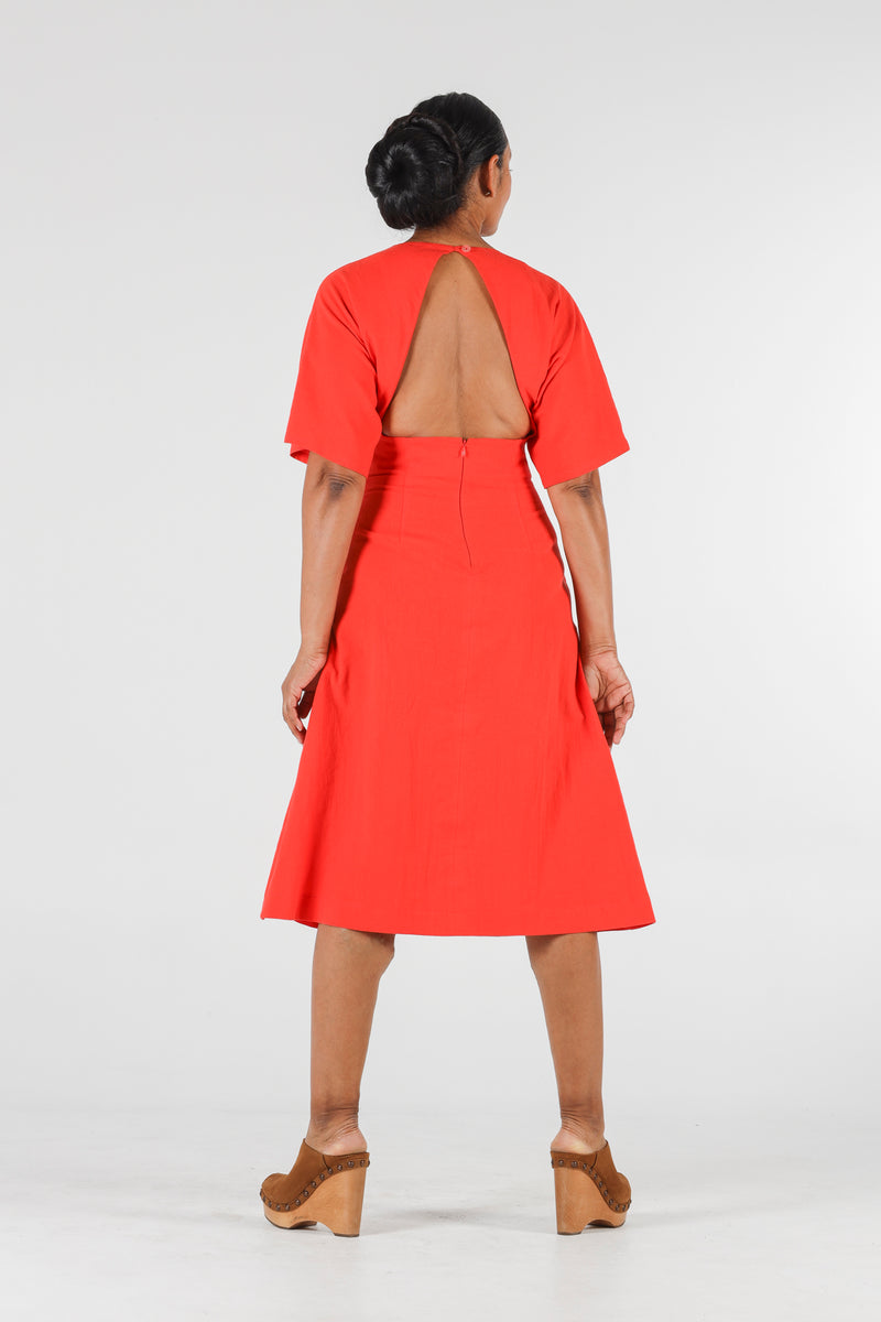 1- Violeta dress with open back in red