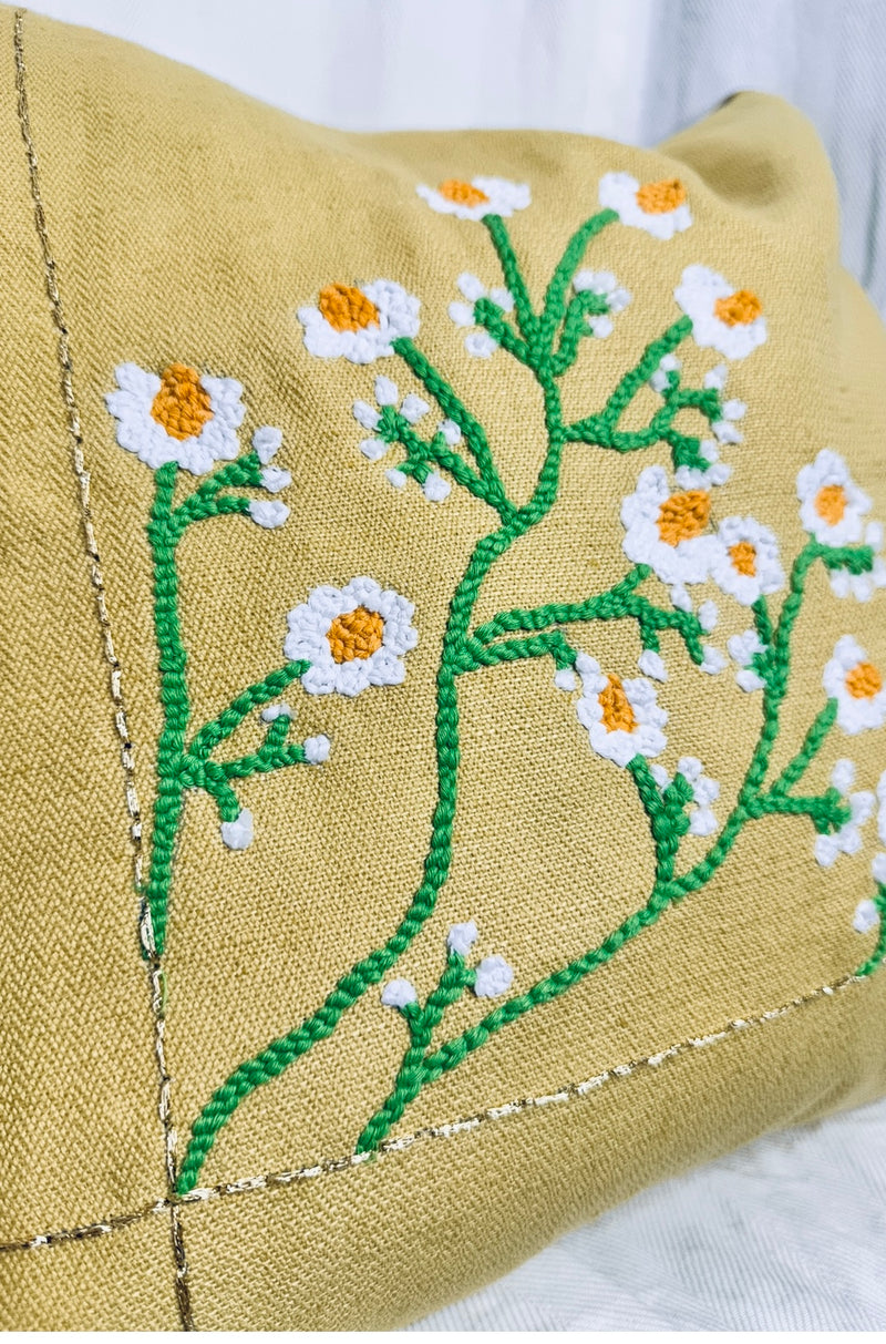 Spring garden no two cushion cover 50x50cm