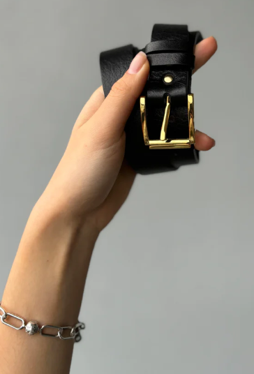 CLASSIC BLACK LEATHER BELT "CAMBRIDGE" gold buckle