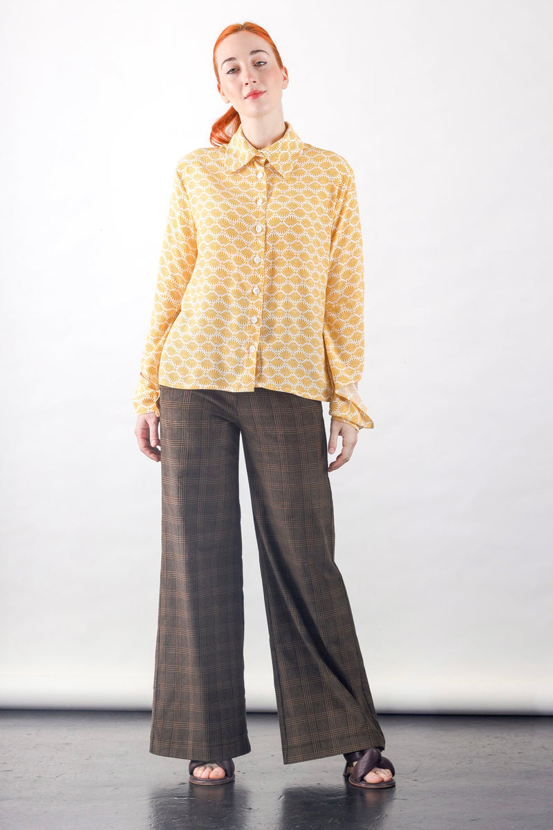 1- Geo shirt in yellow by Natalija Rushidi