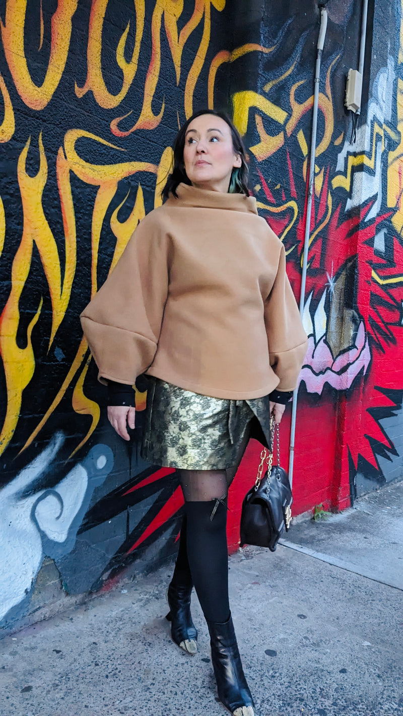 1- Suzi jumper in camel
