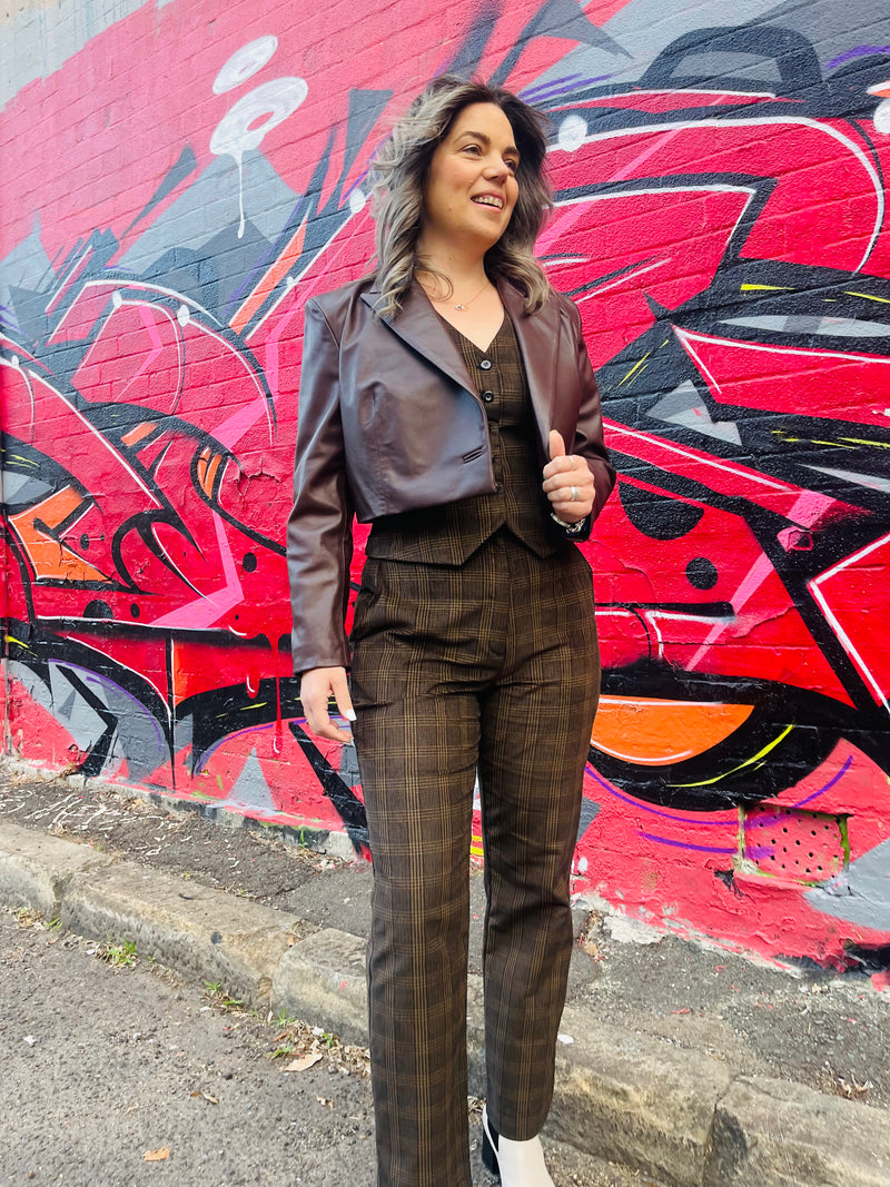 Brown corduroy pants in high waist straight leg