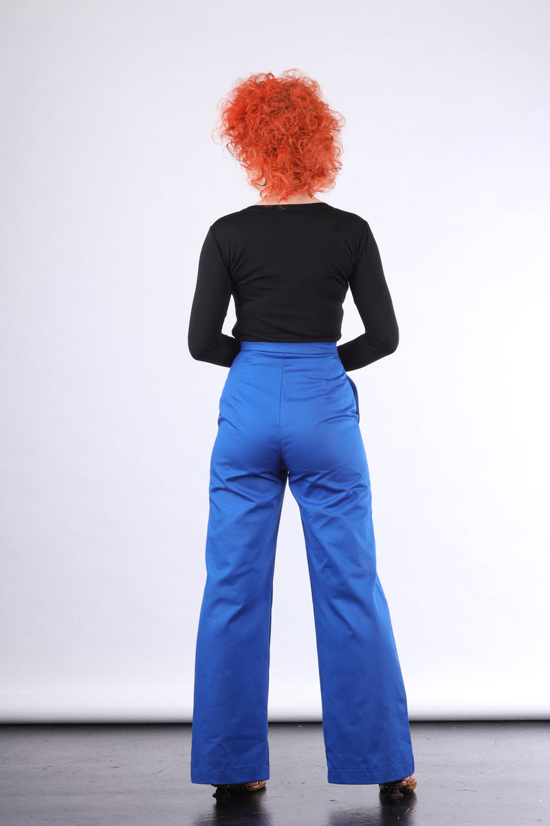 Black basic top in fine wool by Natalija Rushidi