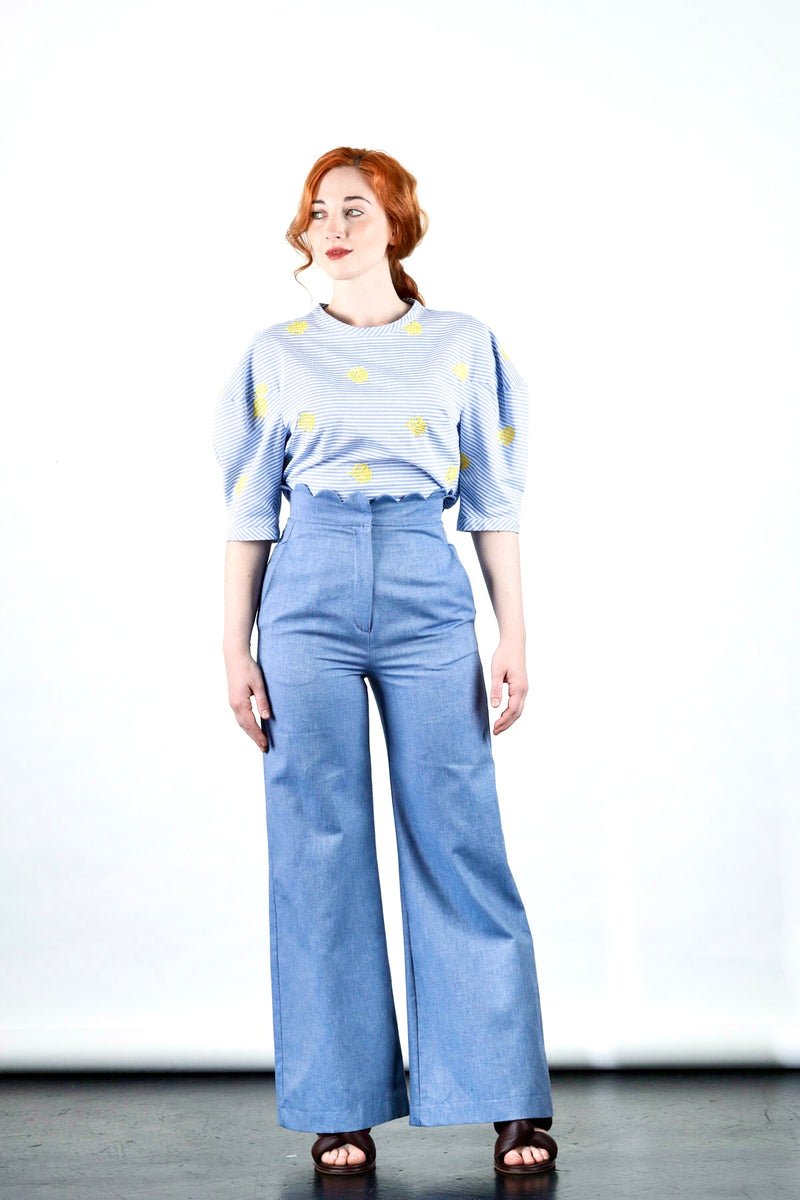 Hera top in stripe with pineapples