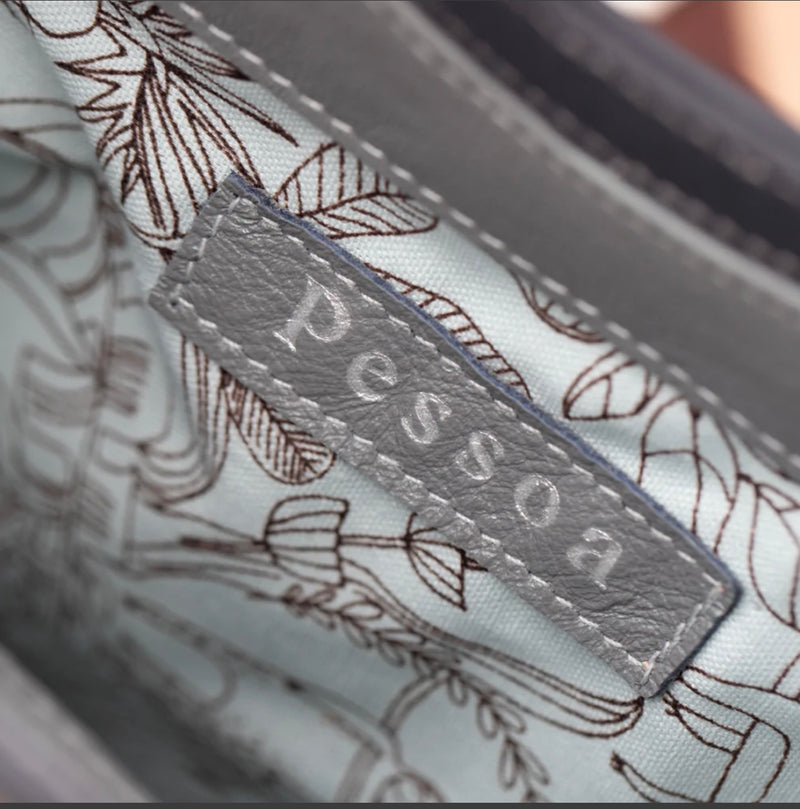 Cloud leather clutch by Pessoa