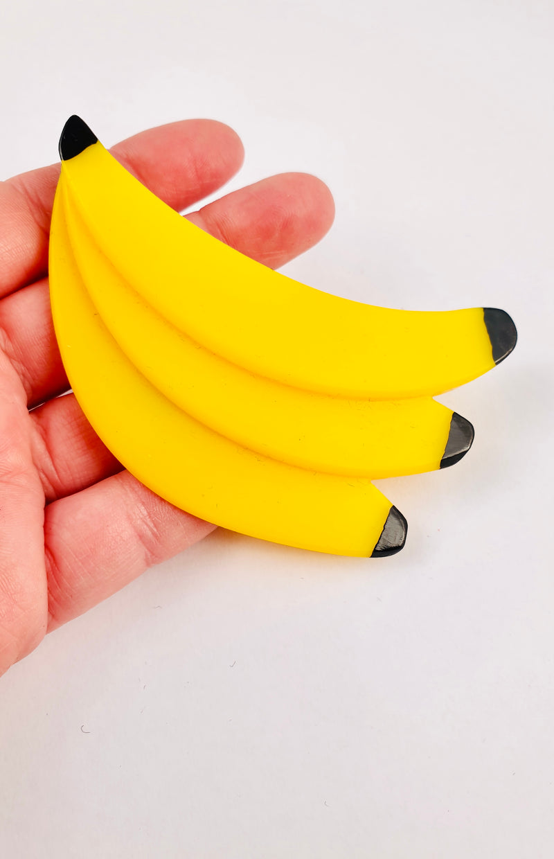 Banana brooch